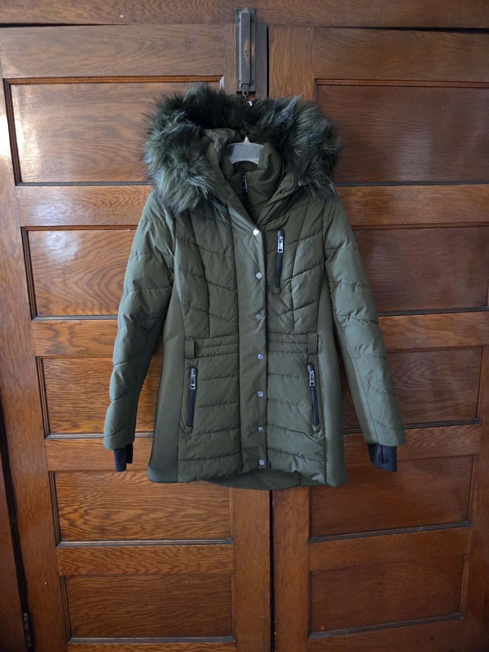 Meduim Michael Kors Olive Green Quilted Hooded Puffer with Faux Fur Trim
